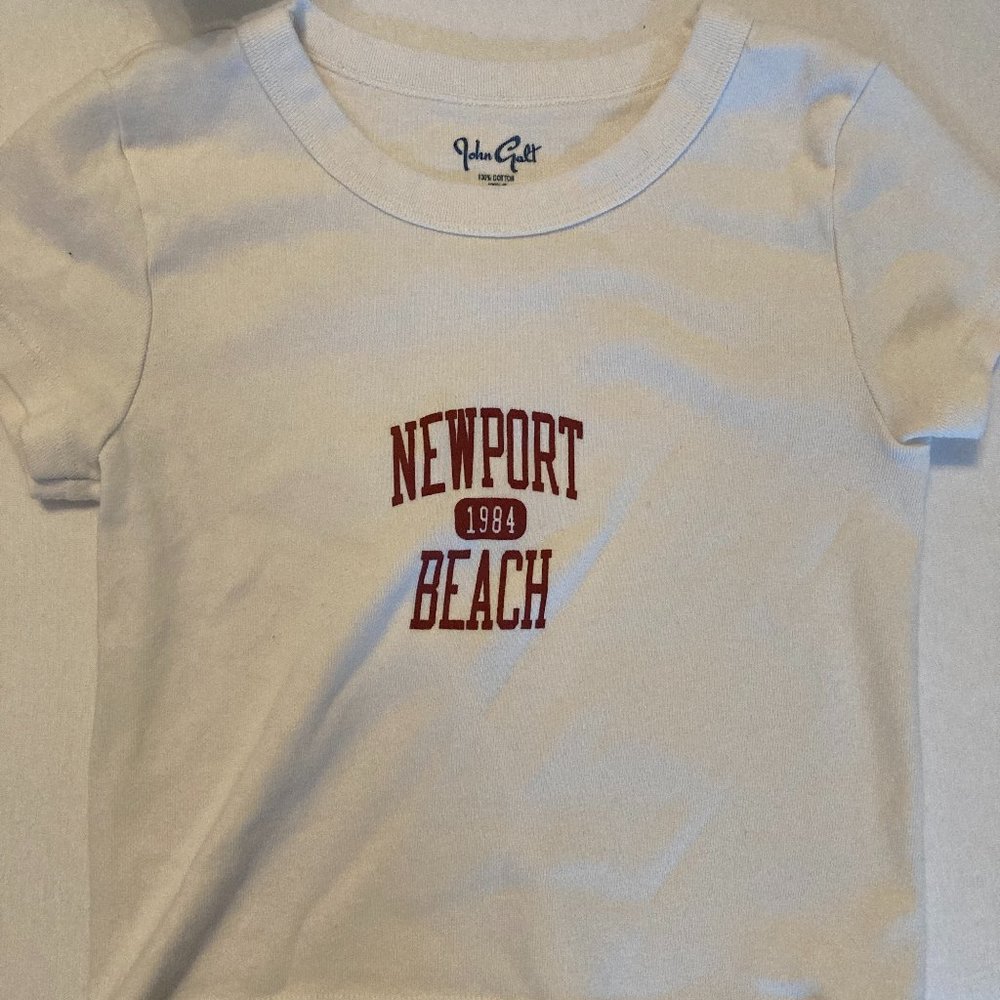 brandy melville ASHLYN NEWPORT BEACH 1984 TOP
